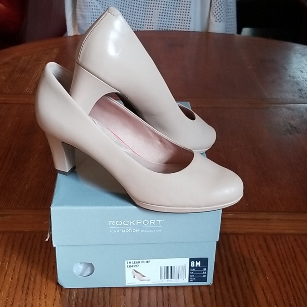 NEW Rockport Leah Platform Pump Nude Total Motion
